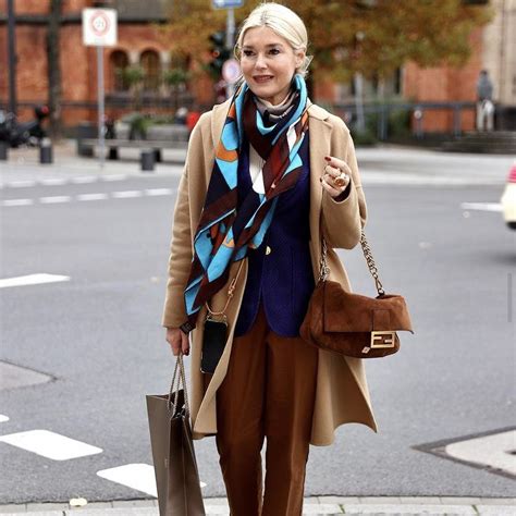 how to.wear hermes scarf|Hermes scarf street style.